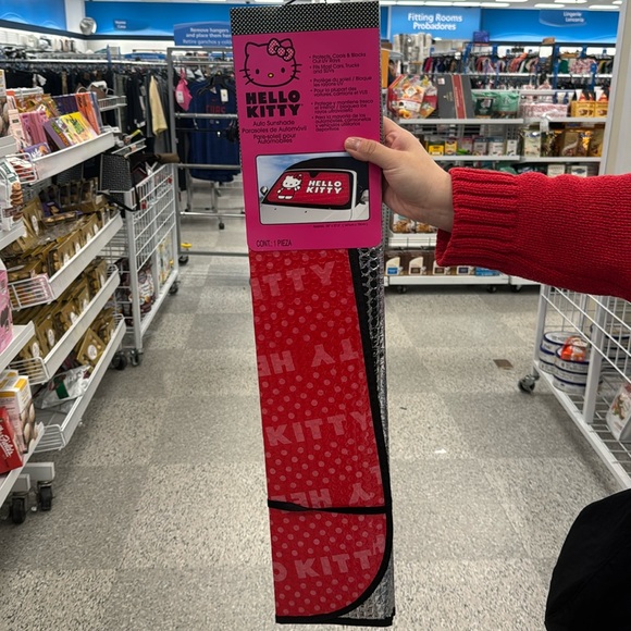 Hello Kitty Sanrio Red Auto Sunshade - Picture 3 of 3